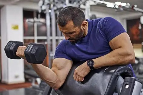 4 Moves to Build Steel Arms&nbsp;Fast